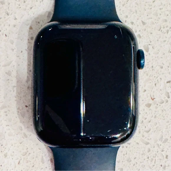 Apple Watch Series 8 Midnight 45MM - Picture 3 of 8